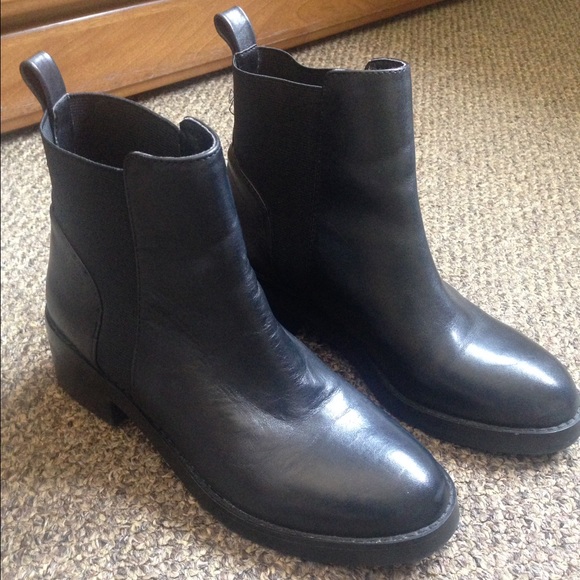 Steve Madden ankle boots