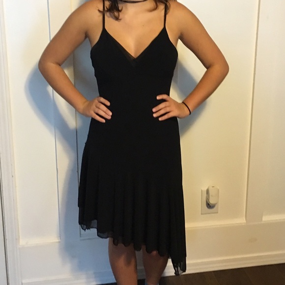 LITTLE BLACK DRESS - Picture 1 of 2