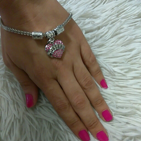 Boutique Jewelry - Silver Pink SISTER Charm Bracelet