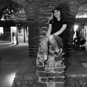 Meet your Posher, Kassandra