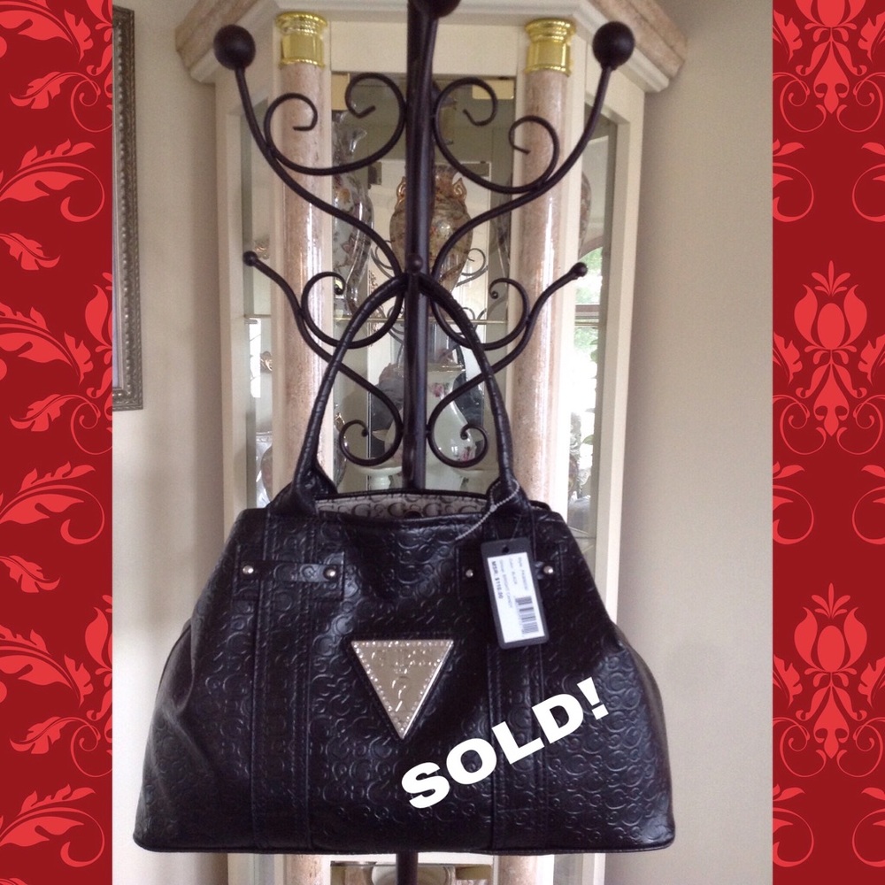 NWT "GUESS" BLACK LEATHER HANDBAG