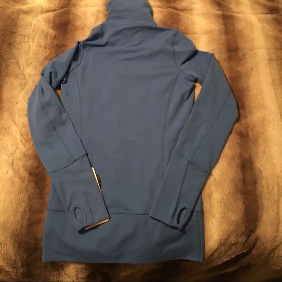 Lululemon In Stride Jacket - Picture 3 of 4