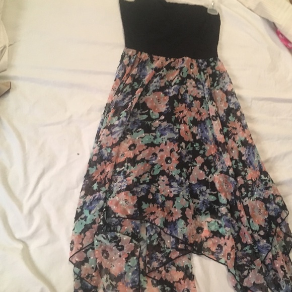 Floral dress - Picture 1 of 4