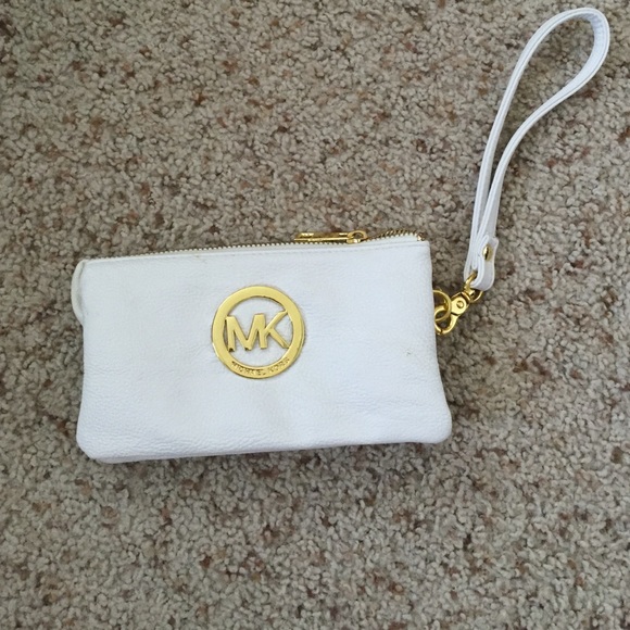 White Michael Kors wristlet wallet