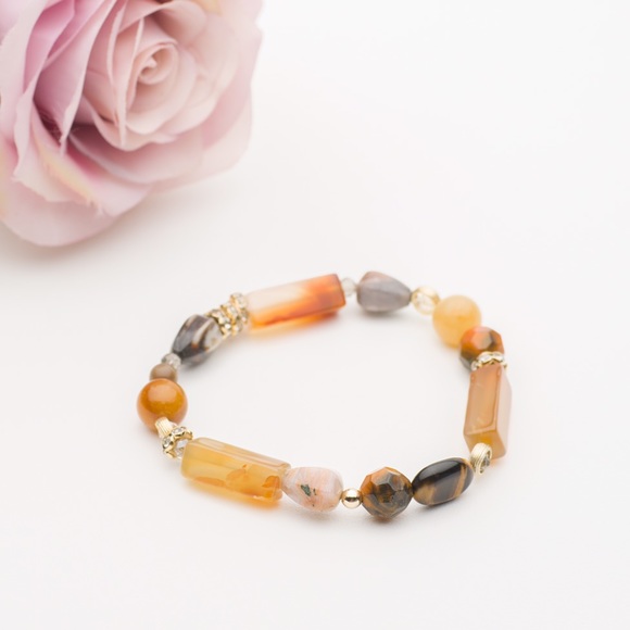 Genuine stone bracelet.