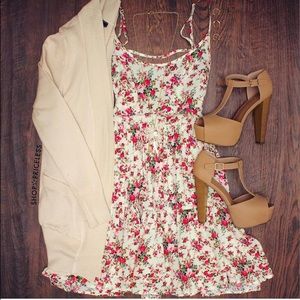 FLASH SALE Tiered babydoll dress