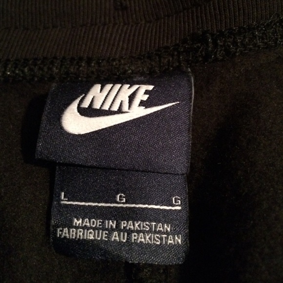 Like new Nike Joggers - Picture 2 of 2
