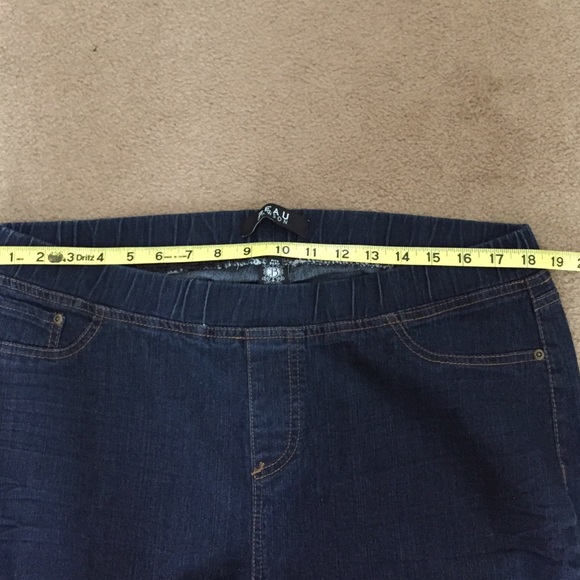 Denim Leggings - Picture 2 of 4