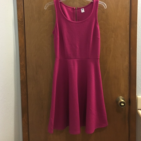 Fuchsia dress - Picture 1 of 3