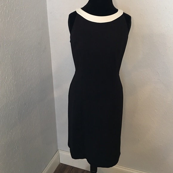 Black and Cream color fitted Dress. Size 8