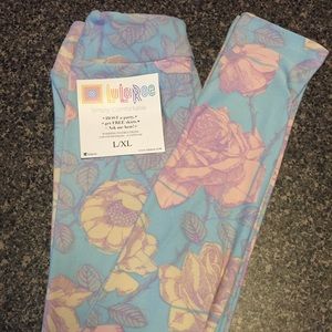 Lularoe L/XL Leggings Floral