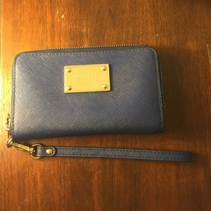 MICHAEL KORS wallet.  LOWERED PRICE!!