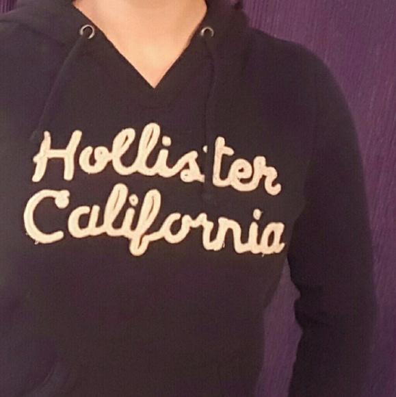 Hollister Hoodie - Picture 2 of 2