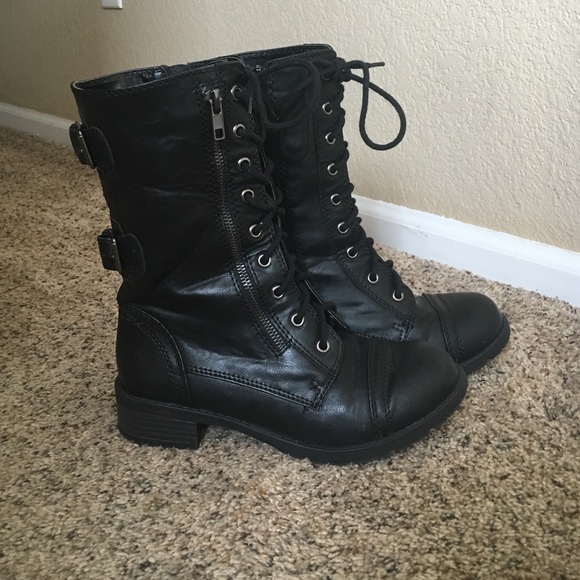Black combat boots - Picture 4 of 4