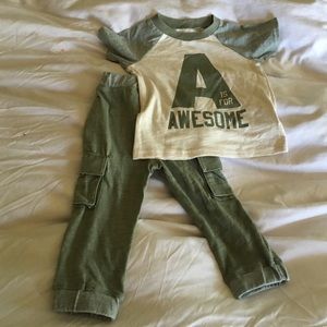 NWT!!! Old Navy 12-18 Mos Boys set!