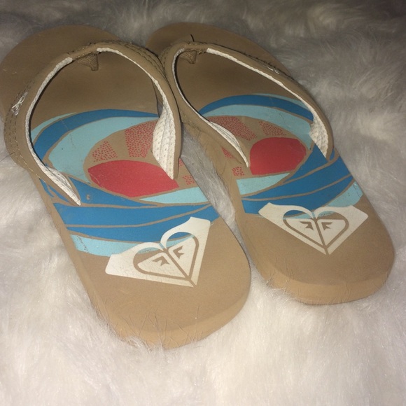 Roxy flip flops