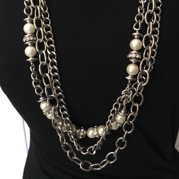 Jewelry - Picture 2 of 3