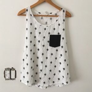 VS PINK Palm Tree Pattern Flowy Tank