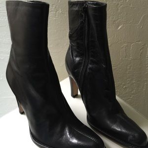 BCBG black leather boots