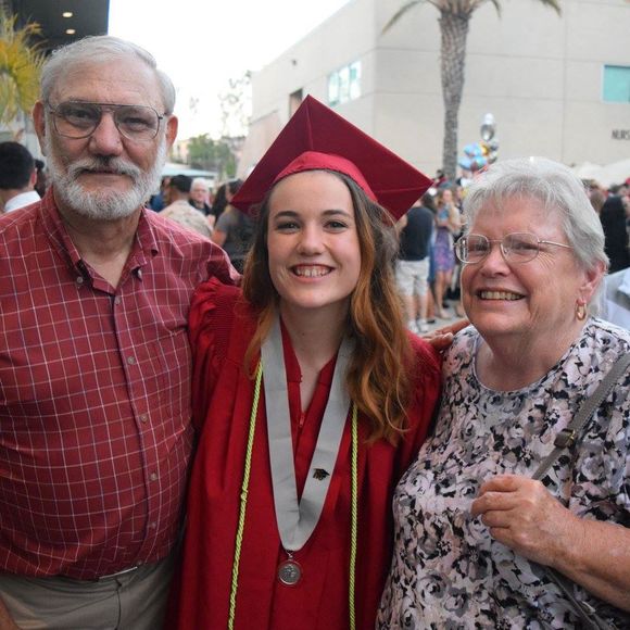 Meet your Posher, Becca