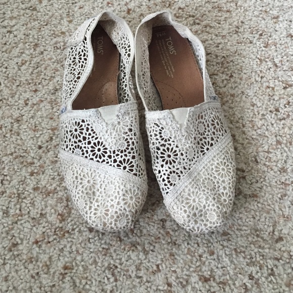 Cream crochet toms
