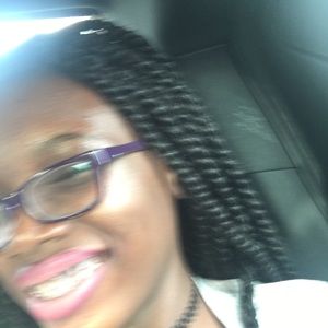 Meet your Posher, Ariel