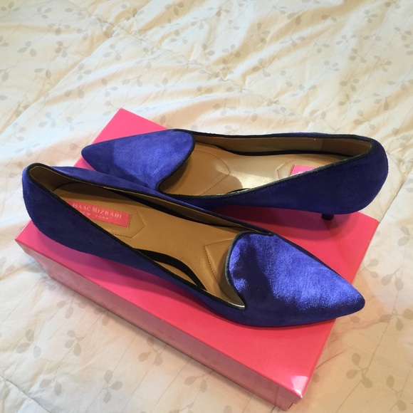 ‼️SOLD‼️ Isaac Mizrahi cobalt pumps - Picture 2 of 4