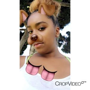 Meet your Posher, Emyah
