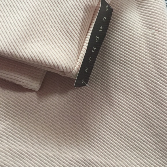 ❌SOLD❌Cream Colored Skirt - Picture 3 of 3