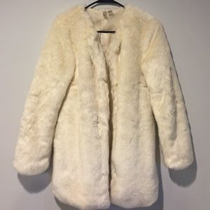 Faux Fur Coat in Cream/White