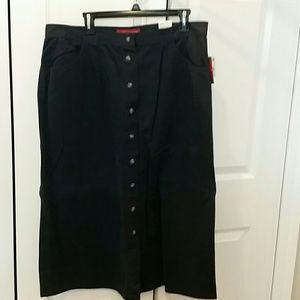 Gloria Vanderbilt skirt