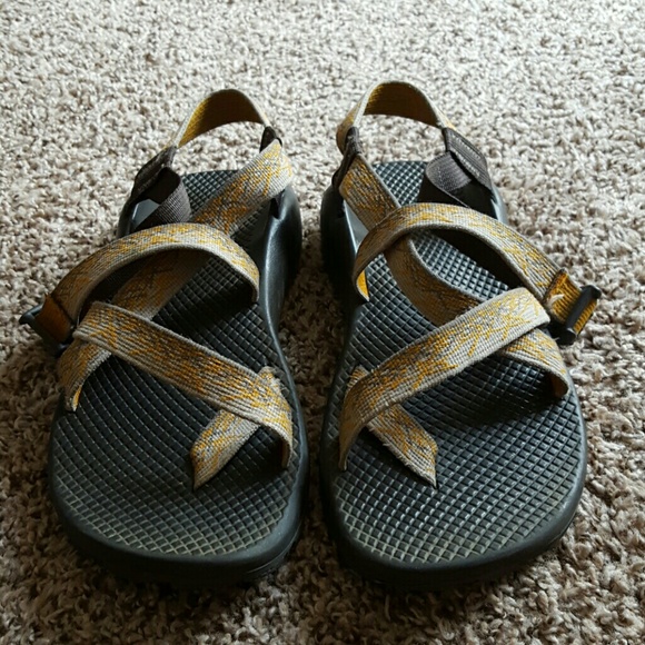 Chacos Womens 9