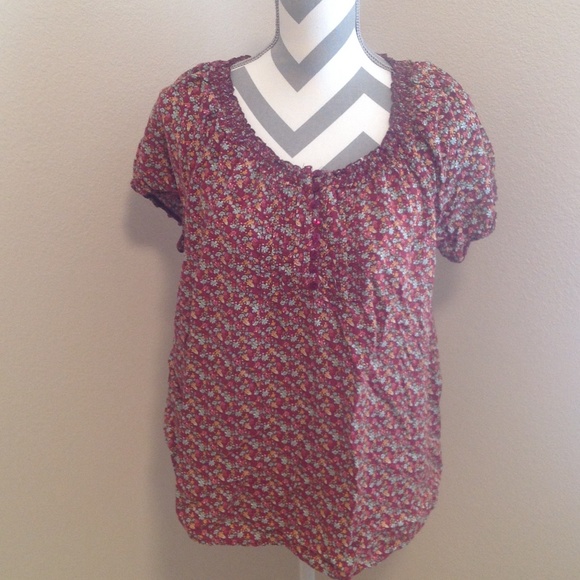 REALLY CUTE PEASANT  TOP