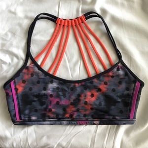 Lighten Up Bra lululemon Size 4
