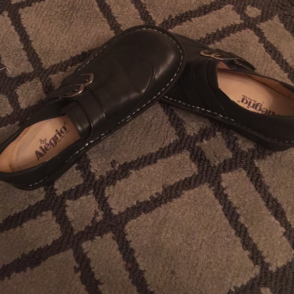 Algeria black leather shoes