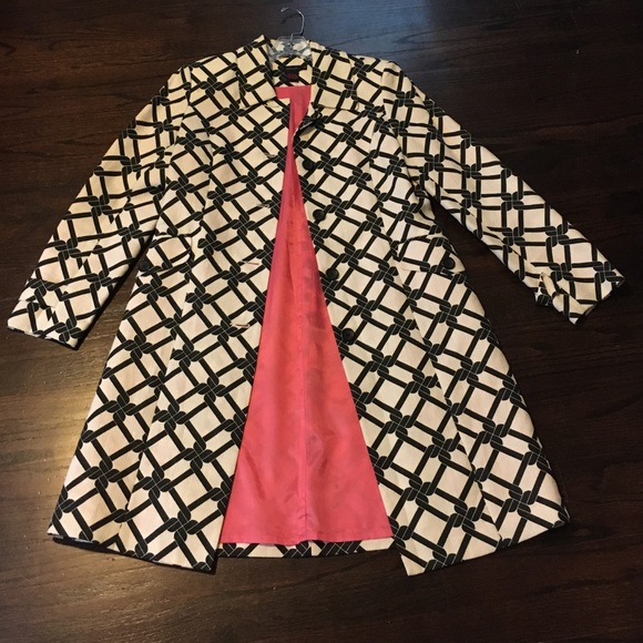 Vintage B&W trench jacket