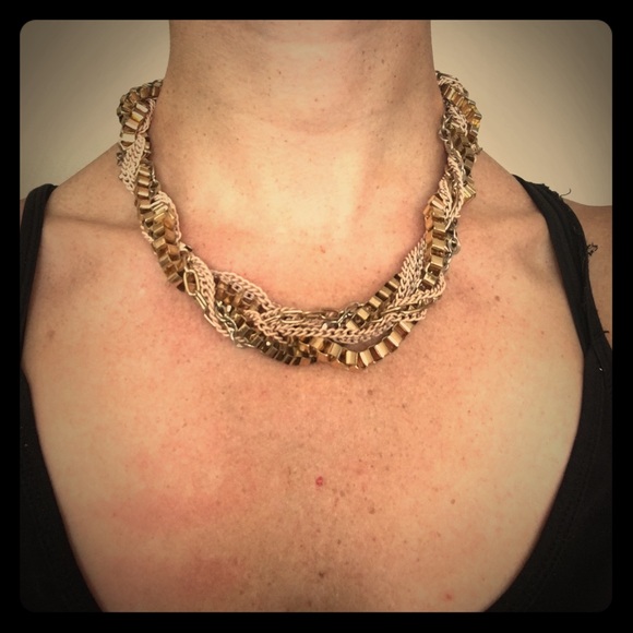 Statement necklace
