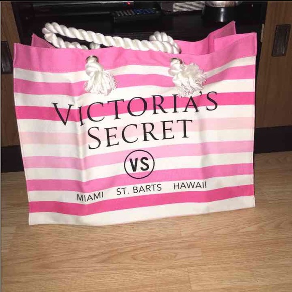 BNWT VS TOTE W/ MATCHING SANDALS - Picture 2 of 4