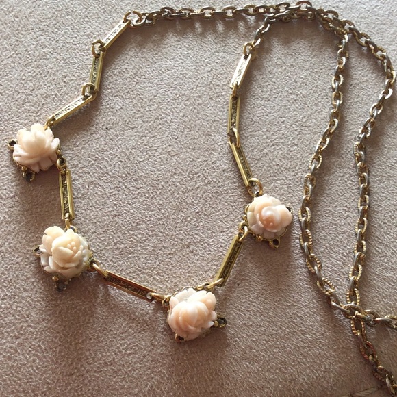 Vintage Jewelry - PLEASE BUNDLE❣️ Vintage Long Peach Rose Necklace