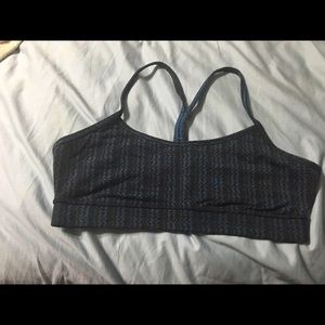 Flow Y Lululemon bra