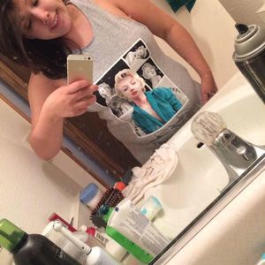 Meet your Posher, Cynthia