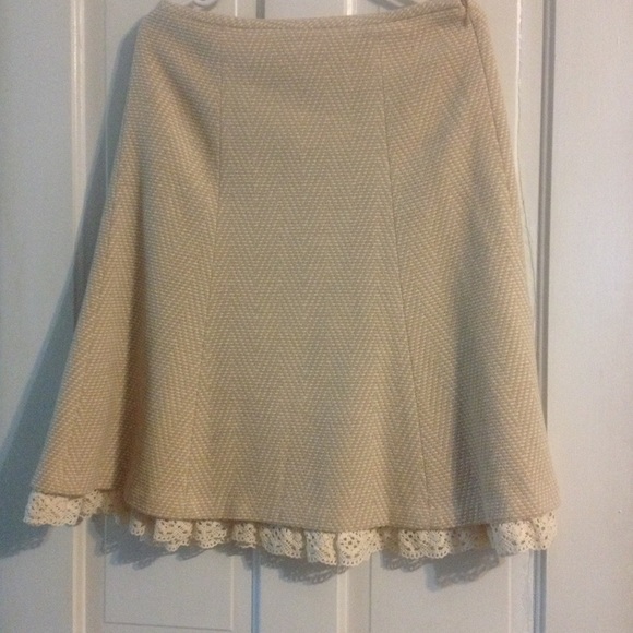 NWT Cute tweed skirt Ann Taylor Loft size 8