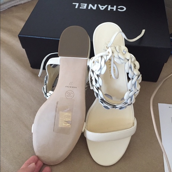 NWT CHANEL CAMELLIA SANDAL 😍😍😍😍 - Picture 3 of 4