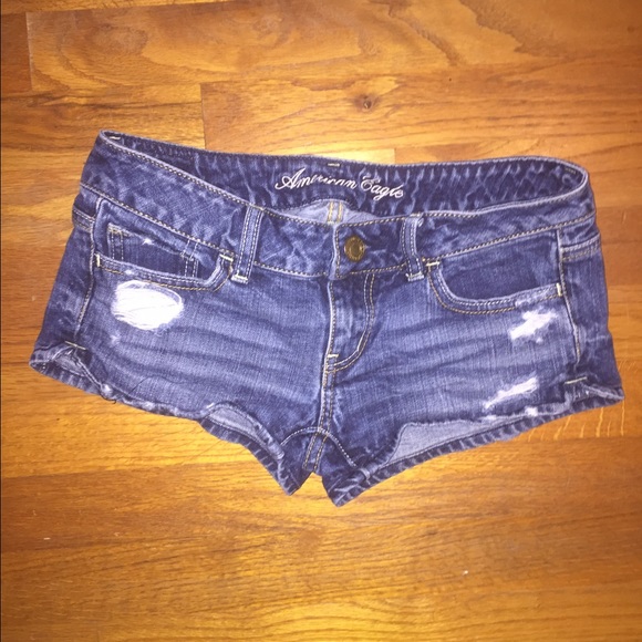 American eagle distressed jean shorts