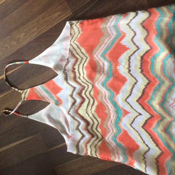 Crop Top - Picture 2 of 2