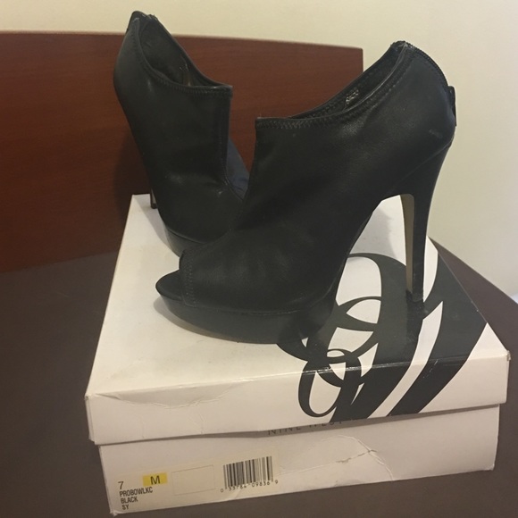 Nine West Open toe booties