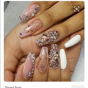 Meet your Posher, Camille