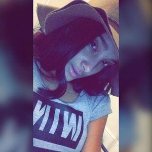 Meet your Posher, Jailin