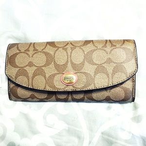 Coach wallet