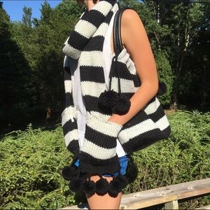 Wool matching scarf and bag set!  NWT!